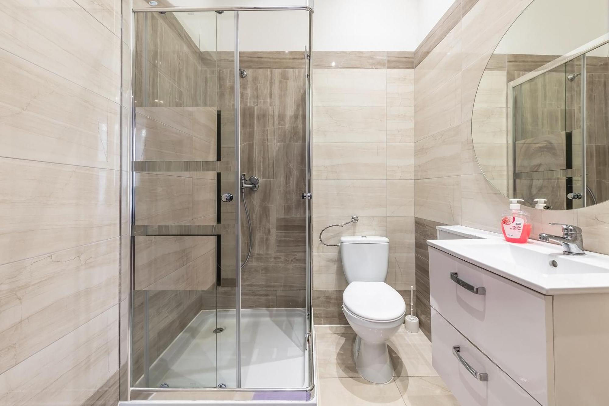 Queen Apartments Краков Экстерьер фото