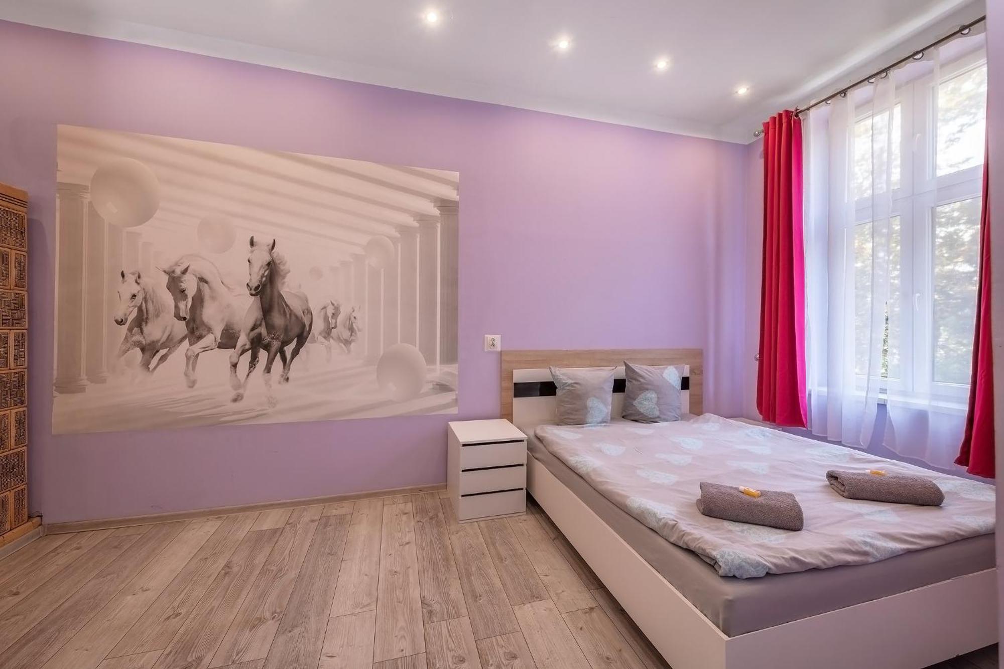 Queen Apartments Краков Экстерьер фото